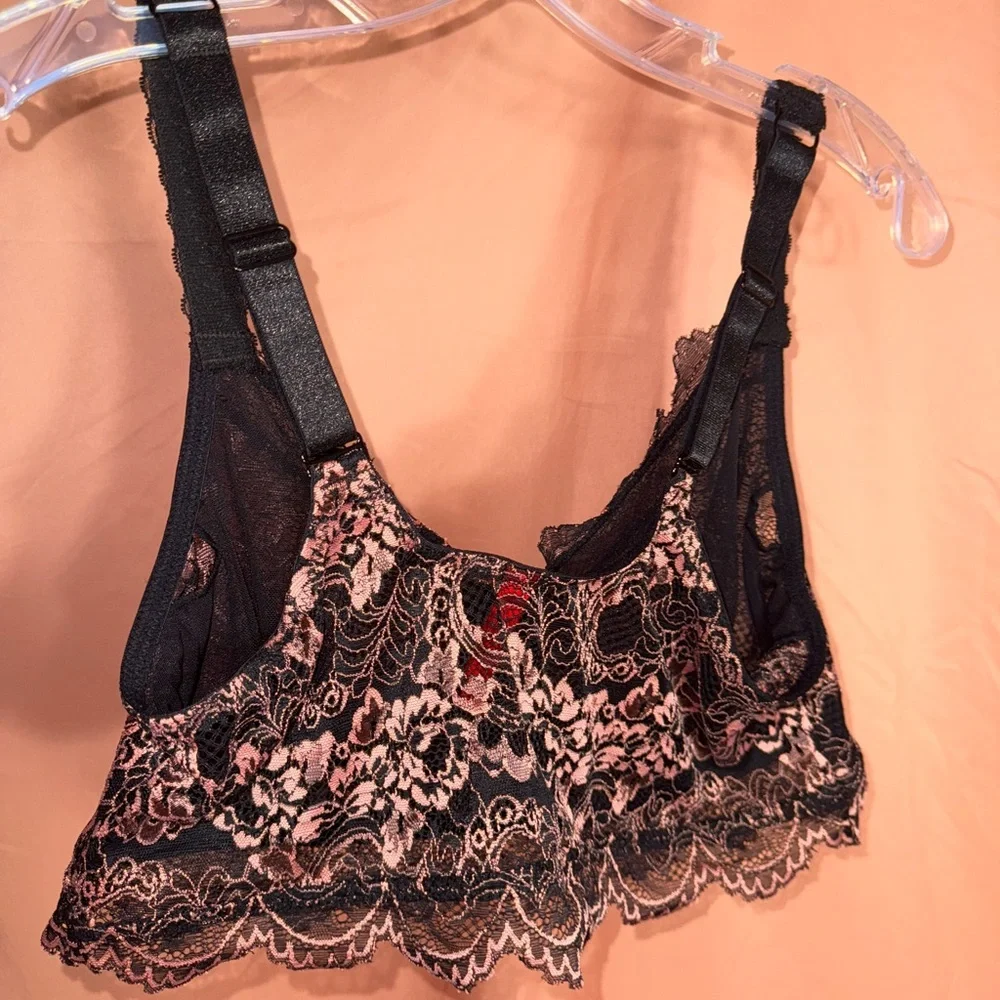 Ruby Ribbon 40 - Picture 2 of 5